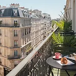 Seven 4* Paris