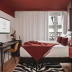 Hotel Seven 4*