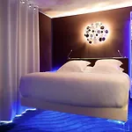 Hotel Seven