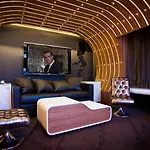 Seven Hotel 4*